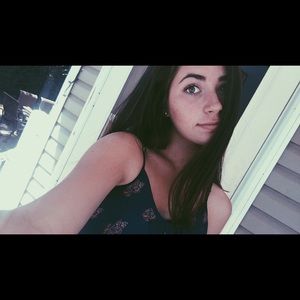 Meet your Posher, Ashley